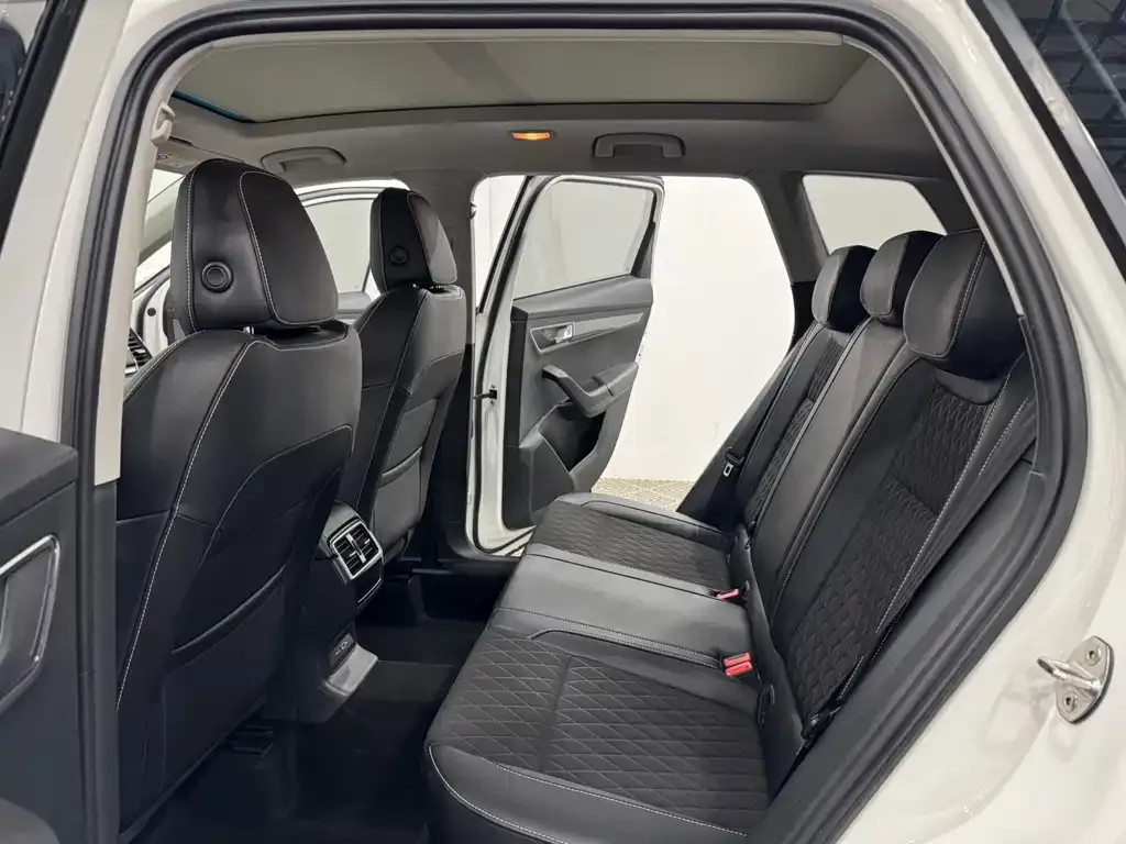 Skoda Karoq — фото 6
