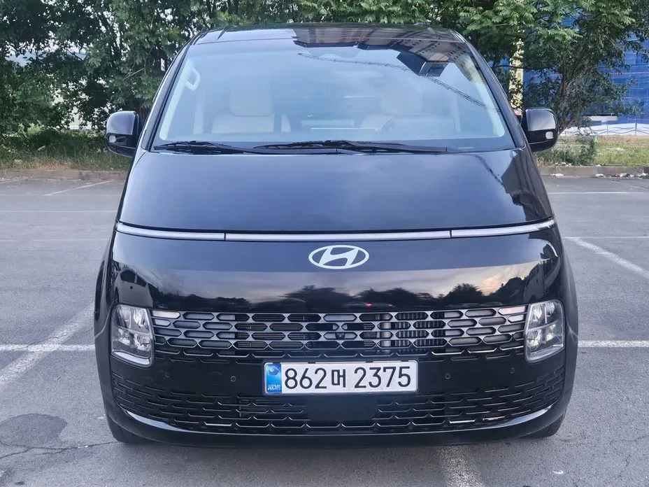 Hyundai Staria — фото 1
