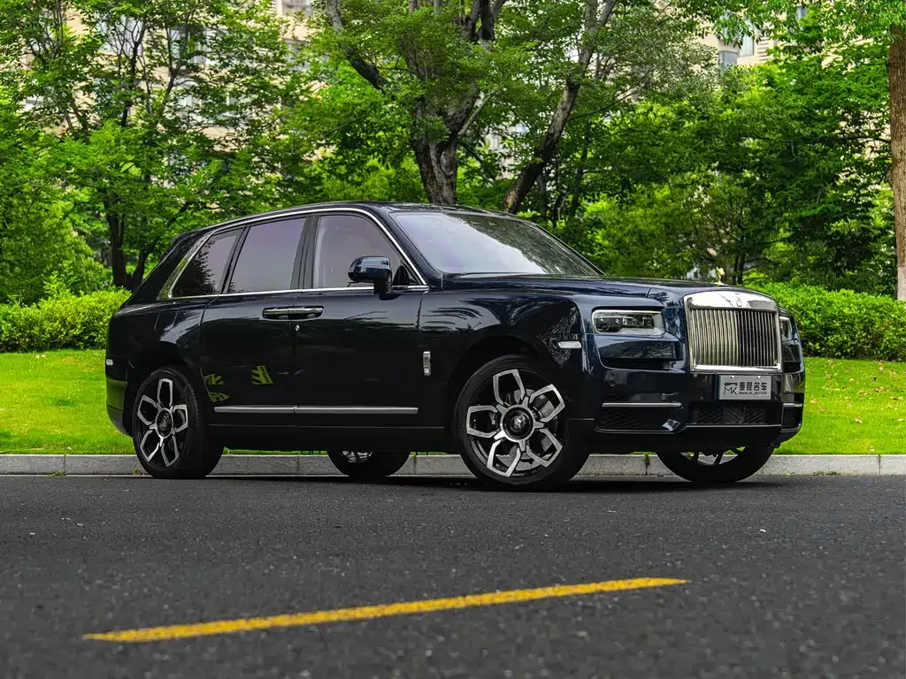 Rolls-Royce Cullinan — фото 7