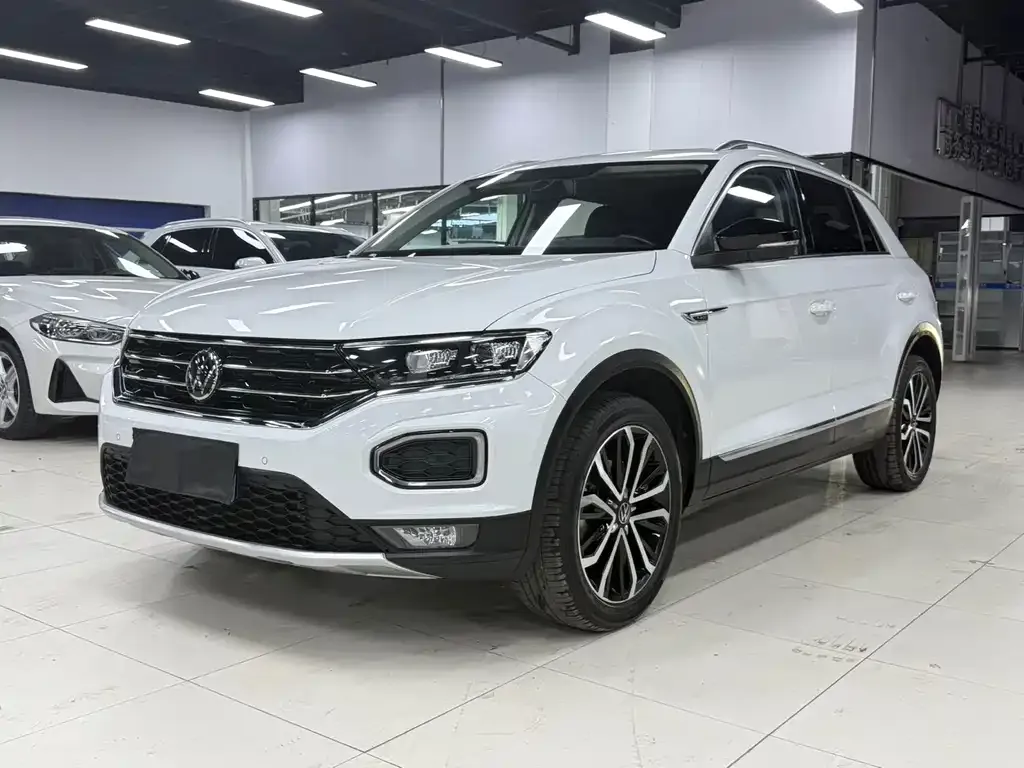 Volkswagen T-Roc — фото 1