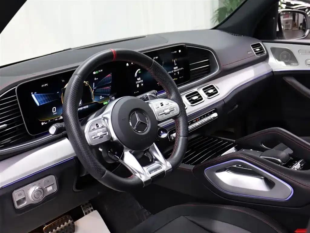 Mercedes-Benz GLE AMG — фото 8