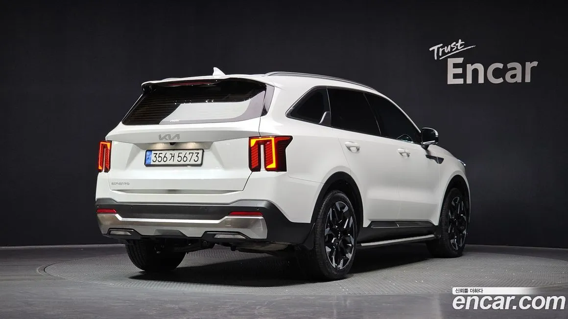 Kia Sorento — фото 4