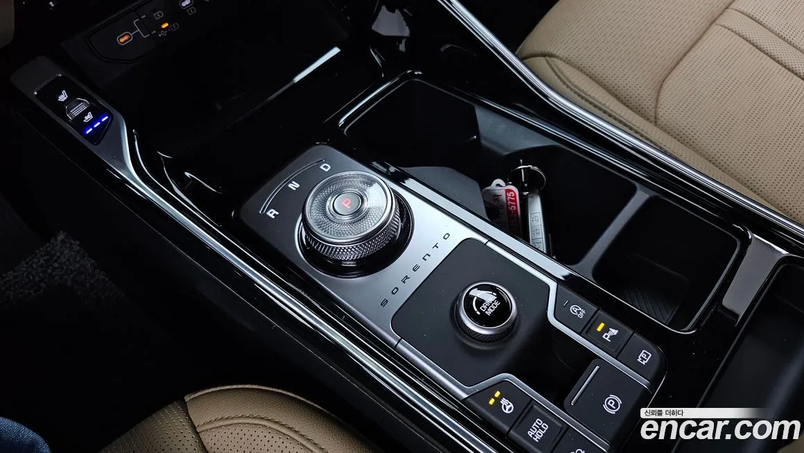 Kia Sorento — фото 10