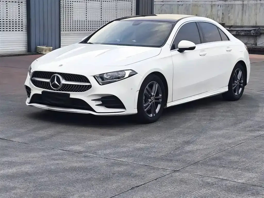 Mercedes-Benz A-Class — фото 1