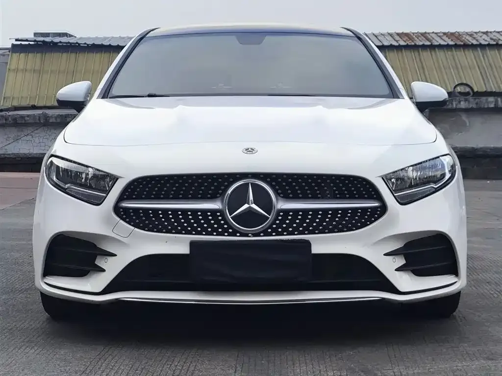 Mercedes-Benz A-Class — фото 9