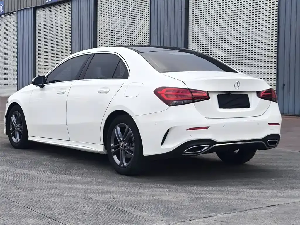 Mercedes-Benz A-Class — фото 10
