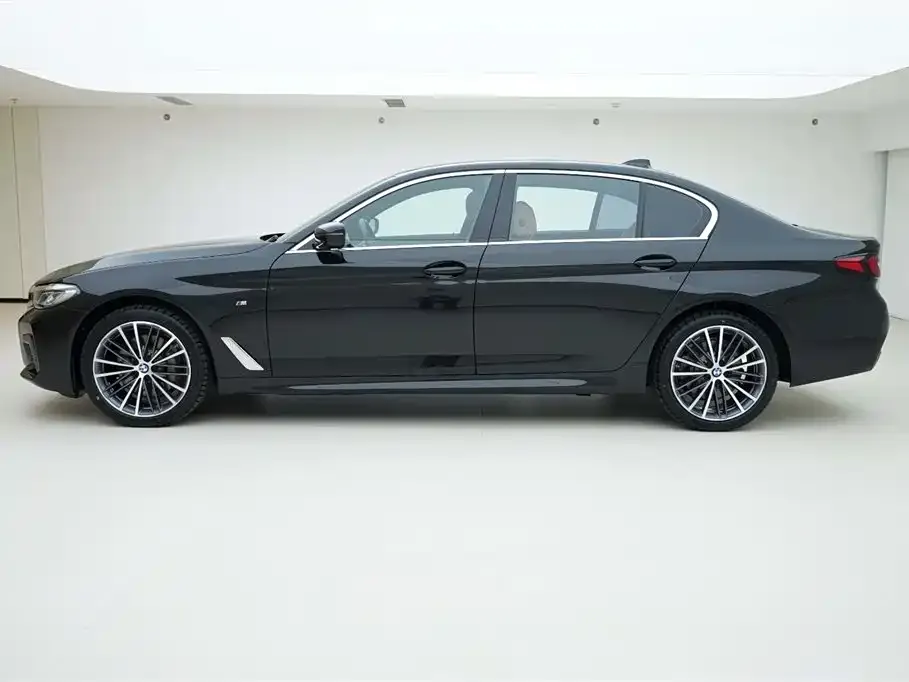 BMW 5 Series — фото 3