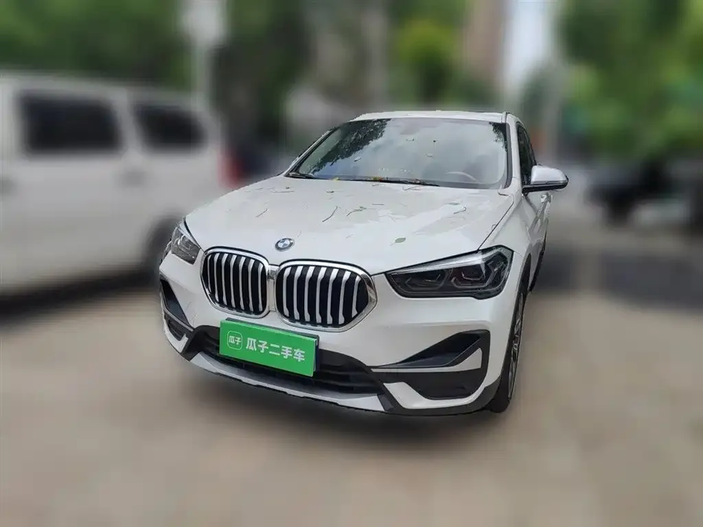 BMW X1 — фото 1