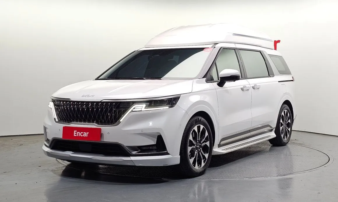 Kia Carnival — фото 1