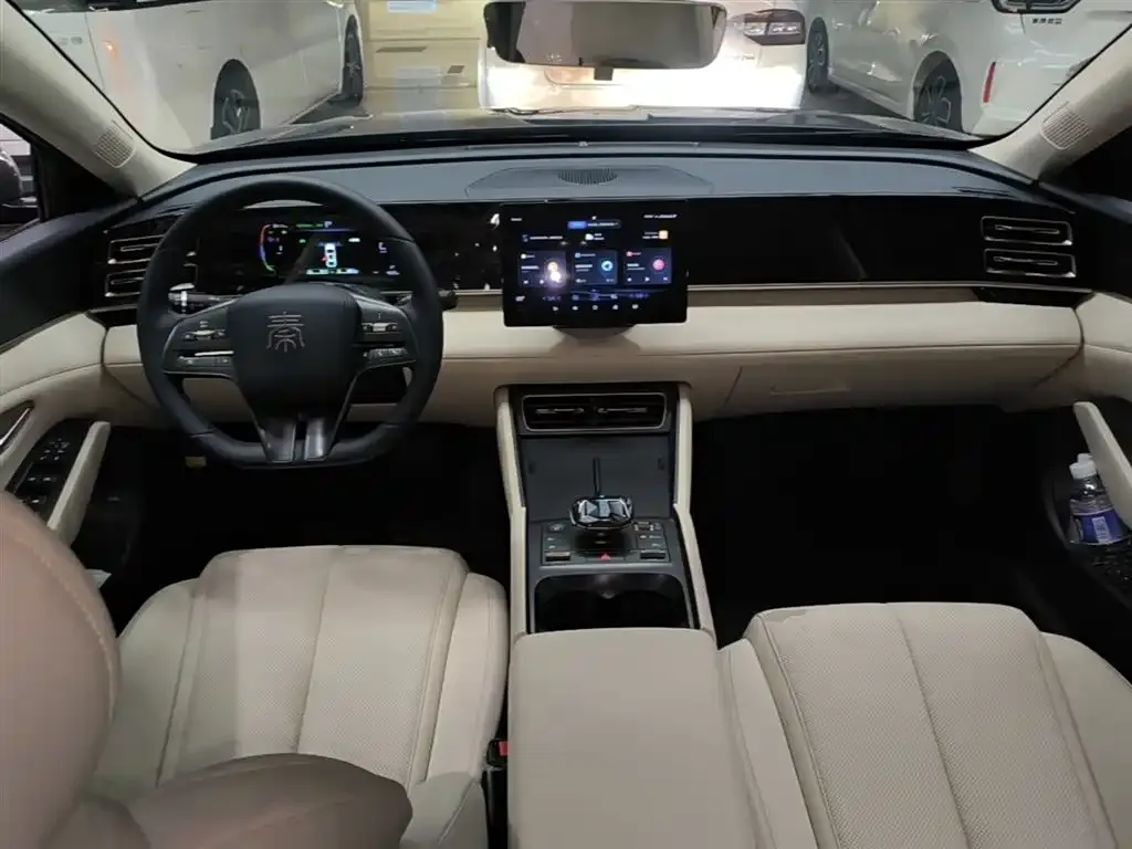 BYD Qin L — фото 2