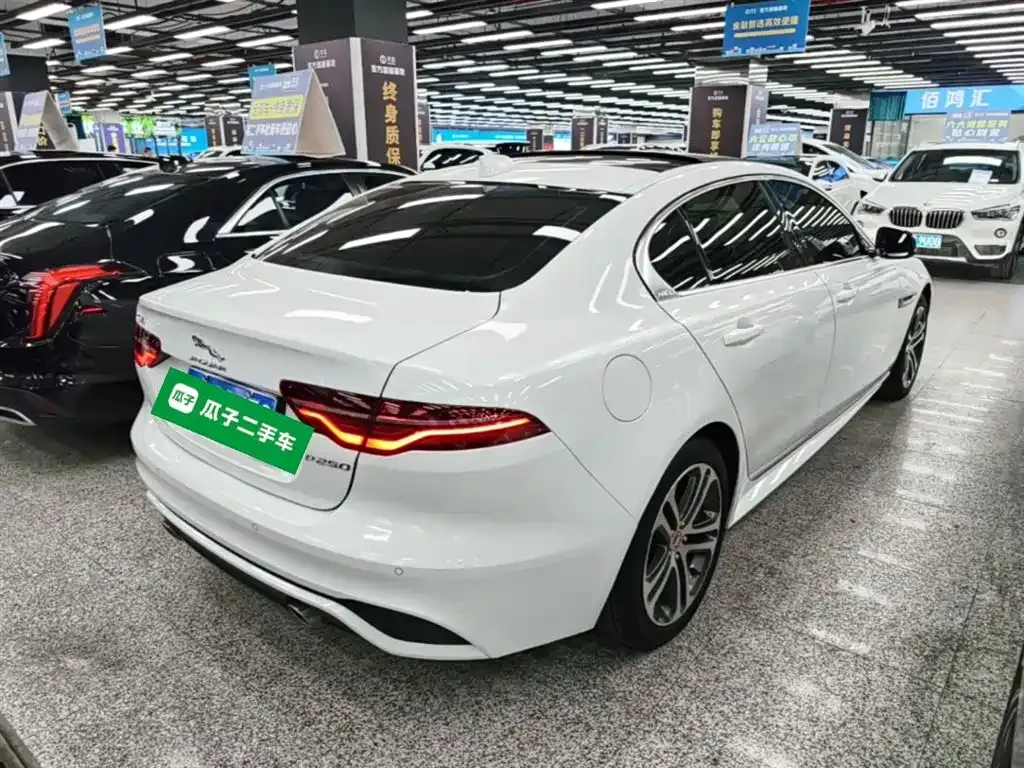 Jaguar XEL — фото 4