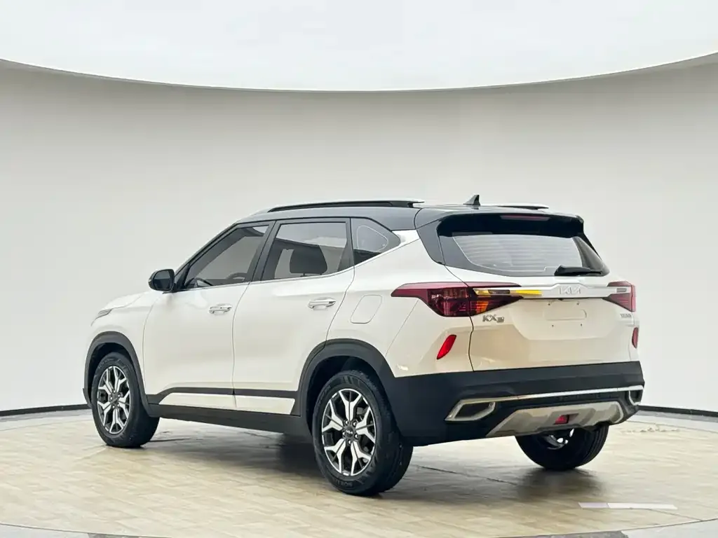 Kia KX3 — фото 10