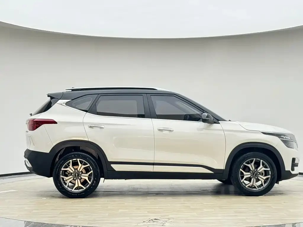 Kia KX3 — фото 8