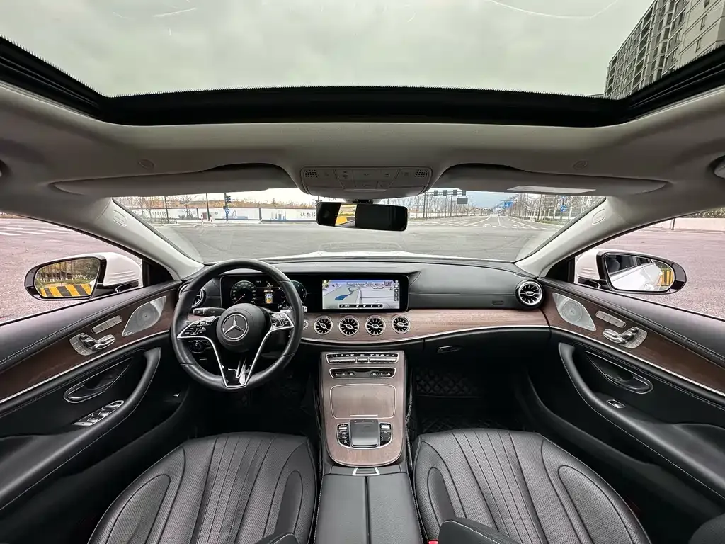 Mercedes-Benz CLS — фото 5