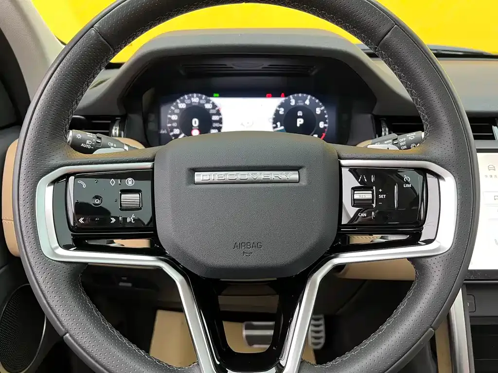 Land Rover Discovery Sport — фото 10