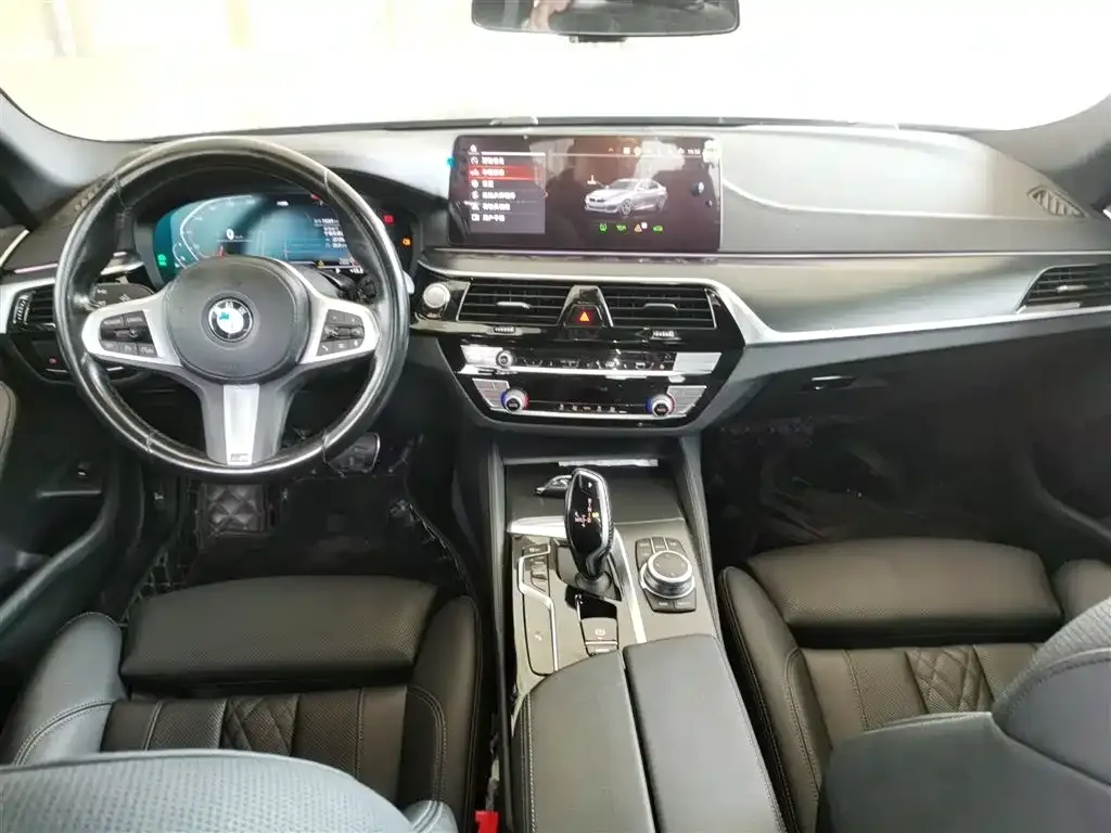 BMW 5 Series (Import) — фото 10