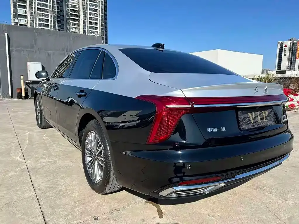 Hongqi H5 — фото 3
