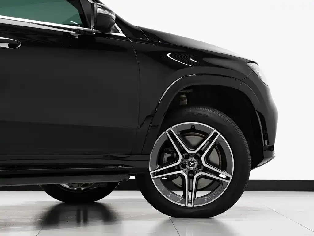 Mercedes-Benz GLS — фото 2