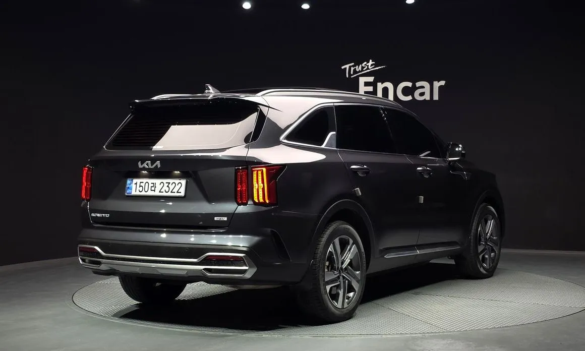 Kia Sorento — фото 4