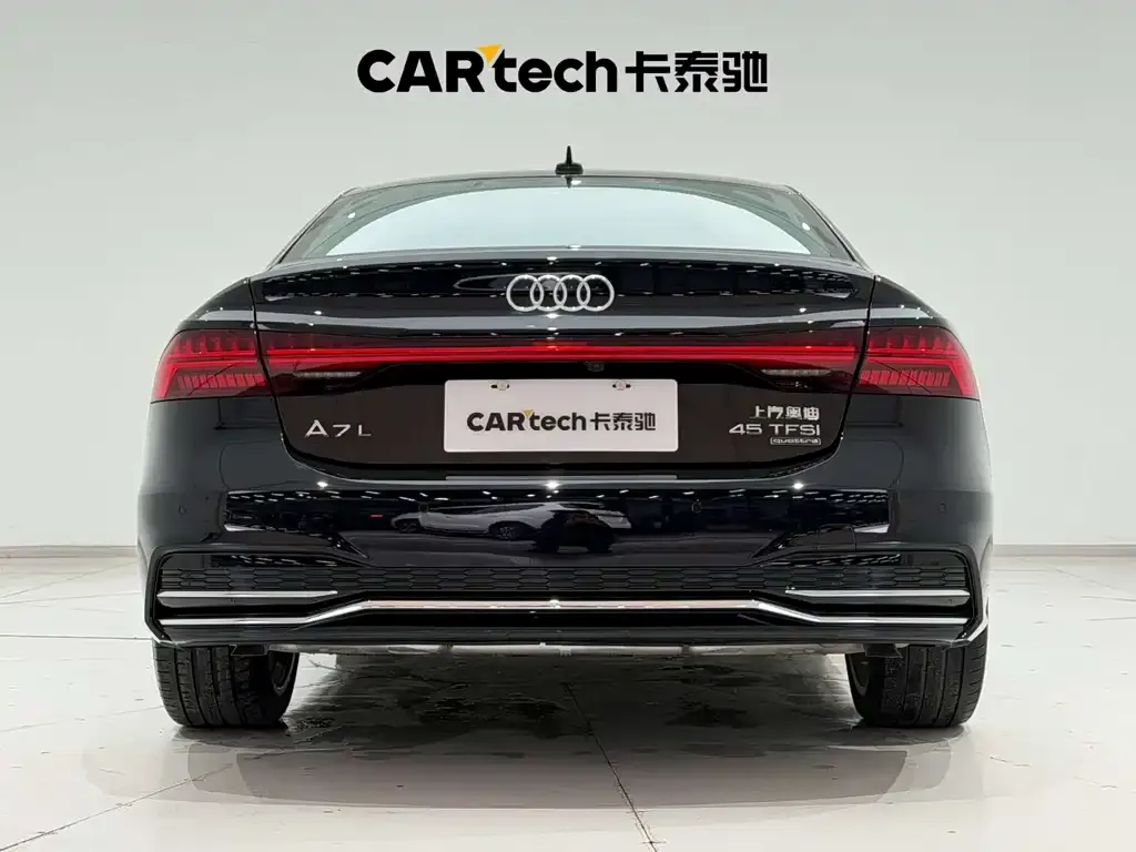 Audi A7L — фото 6
