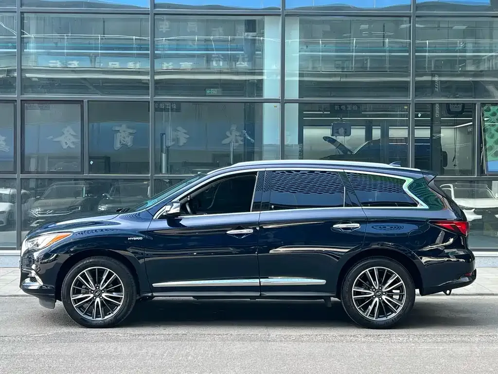 Infiniti QX60 (Import) — фото 8