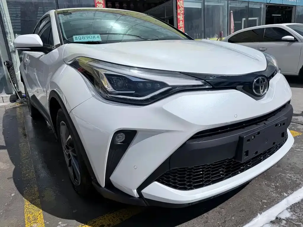 Toyota C-HR — фото 6