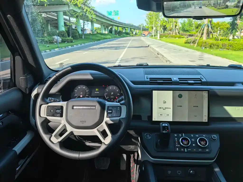 Land Rover Defender — фото 4