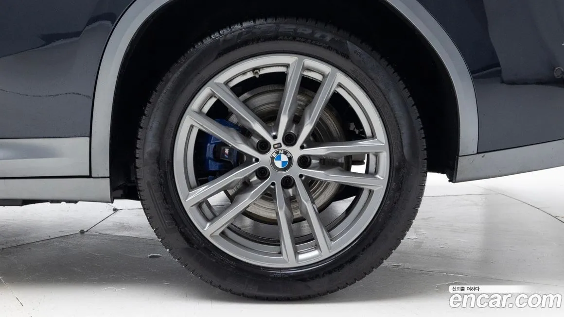 BMW X4 — фото 10