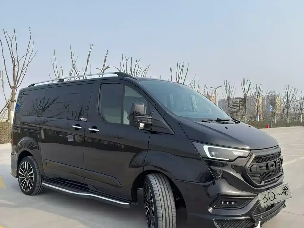 Ford Tourneo — фото 6
