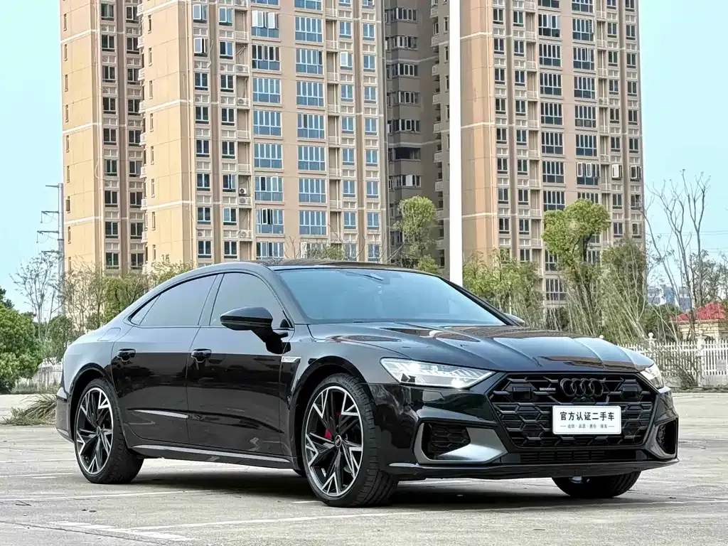 Audi A7L — фото 8