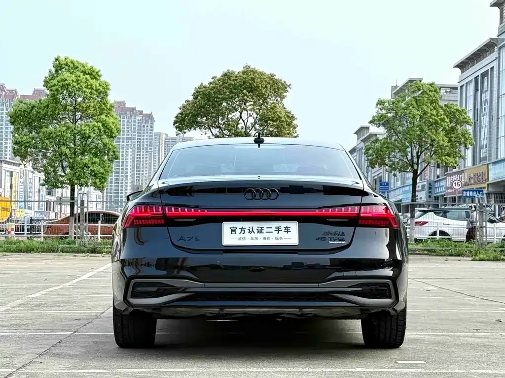 Audi A7L — фото 3