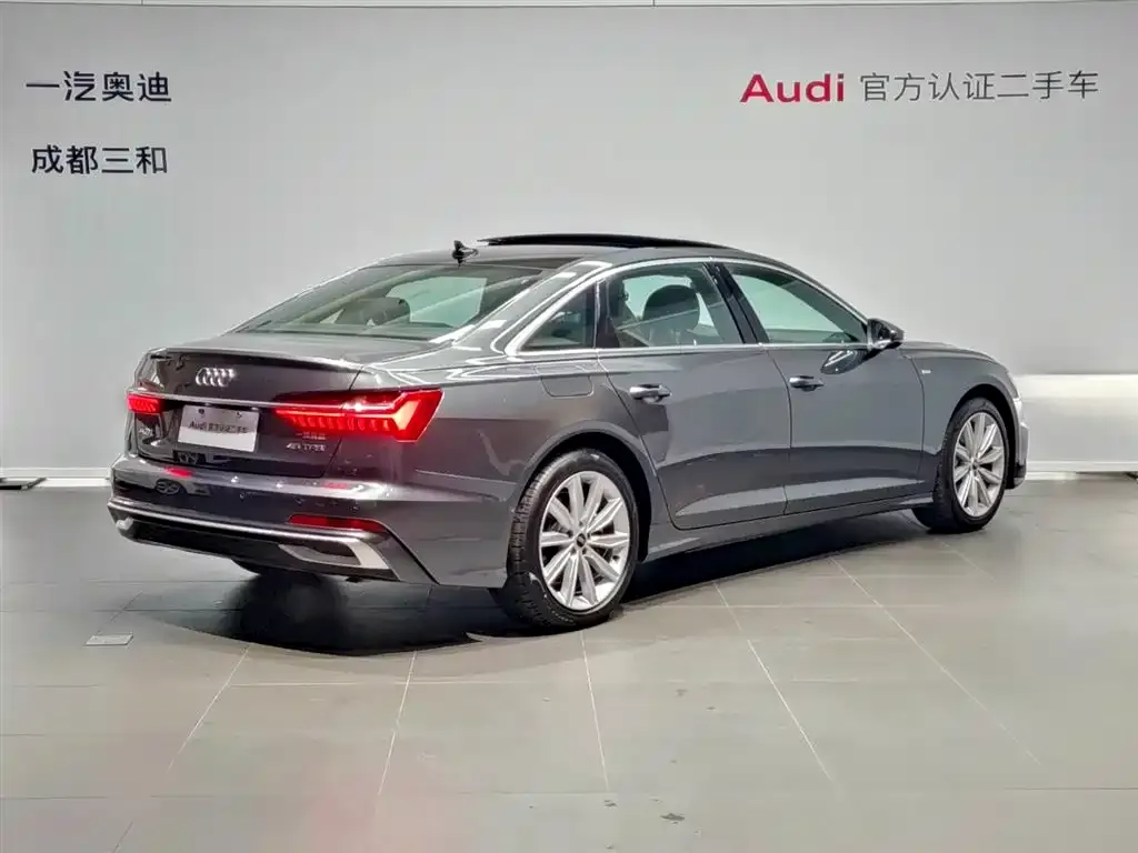 Audi A6L — фото 10
