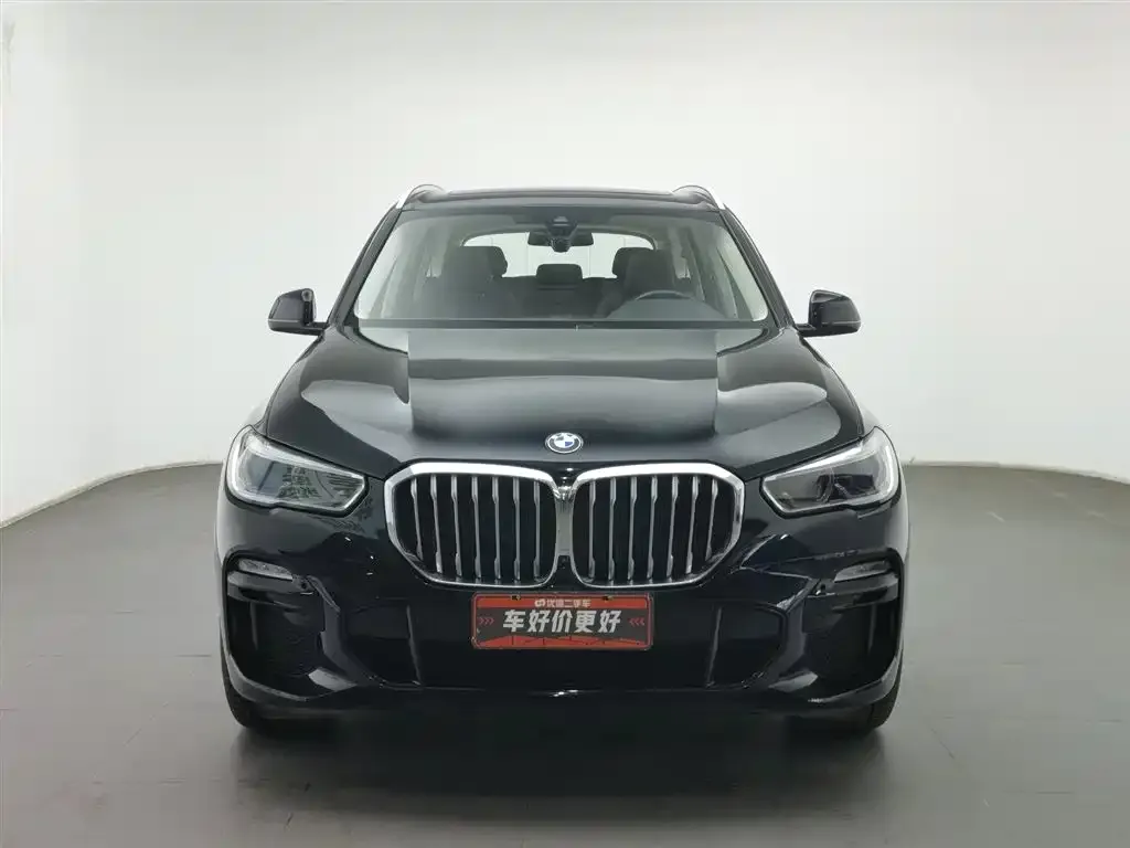 BMW X5 (Import) — фото 2