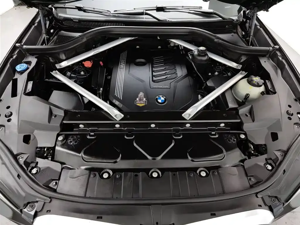 BMW X5 (Import) — фото 7