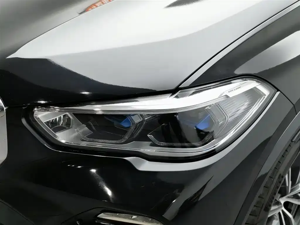 BMW X5 (Import) — фото 6