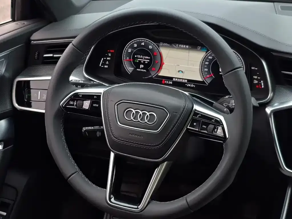 Audi A6L — фото 9