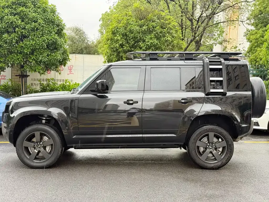 Land Rover Defender — фото 5