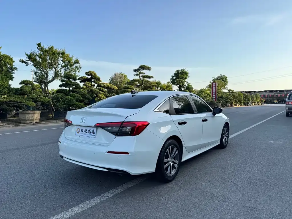 Honda Civic — фото 6