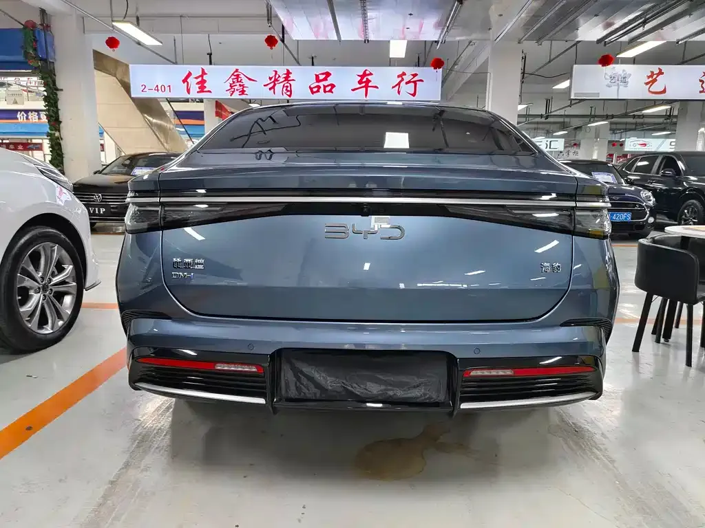 BYD Seal — фото 3