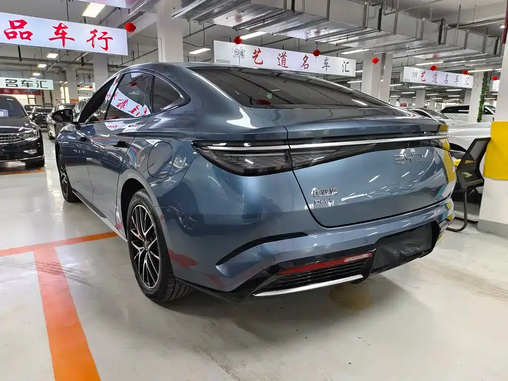 BYD Seal — фото 2