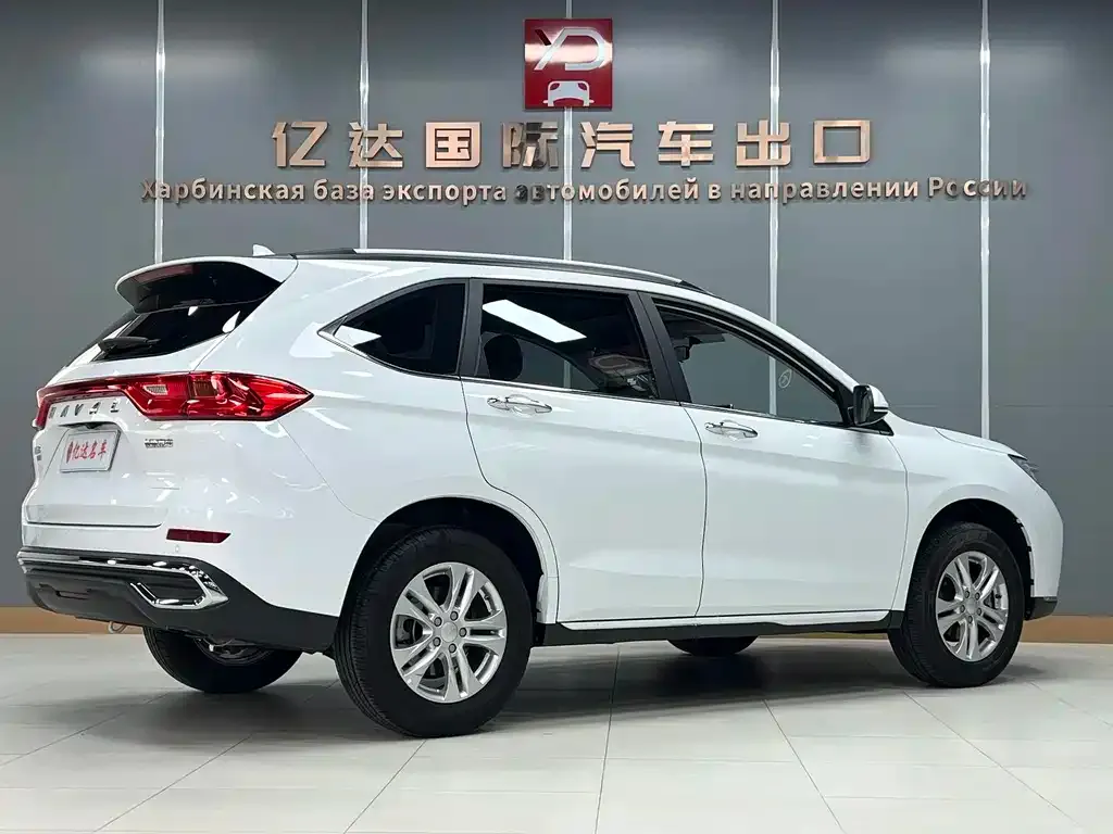 Haval M6 — фото 7