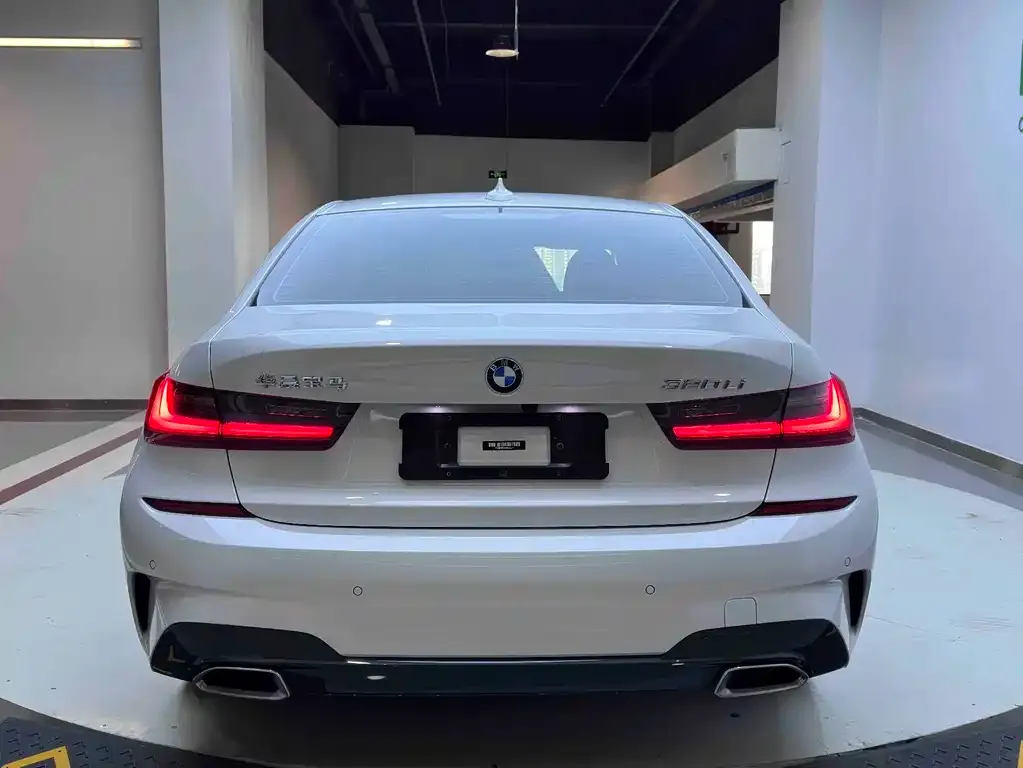 BMW 3 Series — фото 10