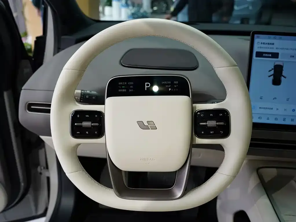 Li Auto i6 — фото 2