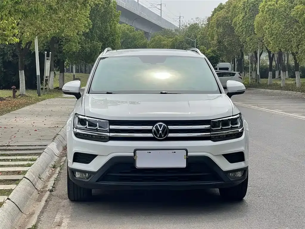 Volkswagen Tharu — фото 6
