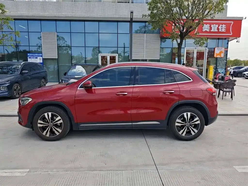 Mercedes-Benz GLA — фото 9