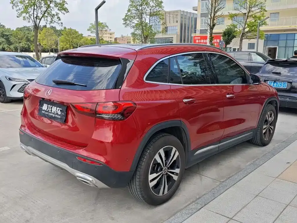 Mercedes-Benz GLA — фото 7