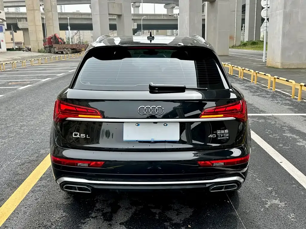 Audi Q5L — фото 2
