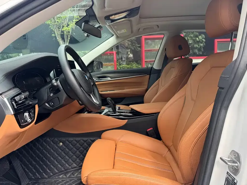 BMW 6 Series GT — фото 9