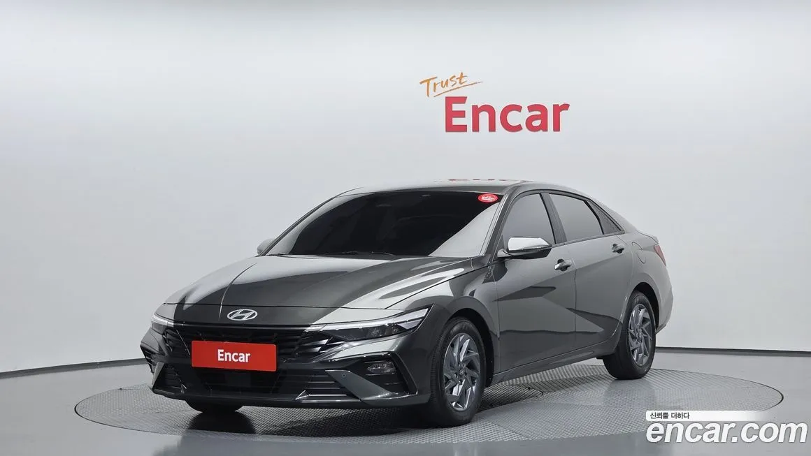 Hyundai AVANTE — фото 1