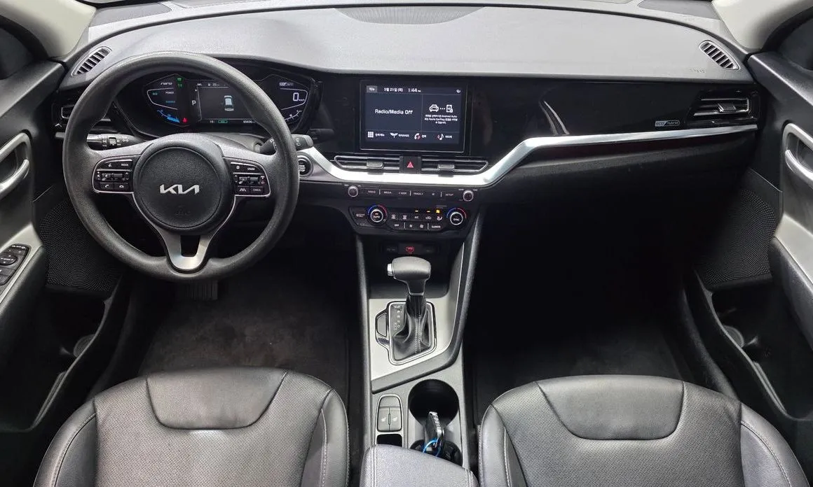 Kia Niro — фото 10